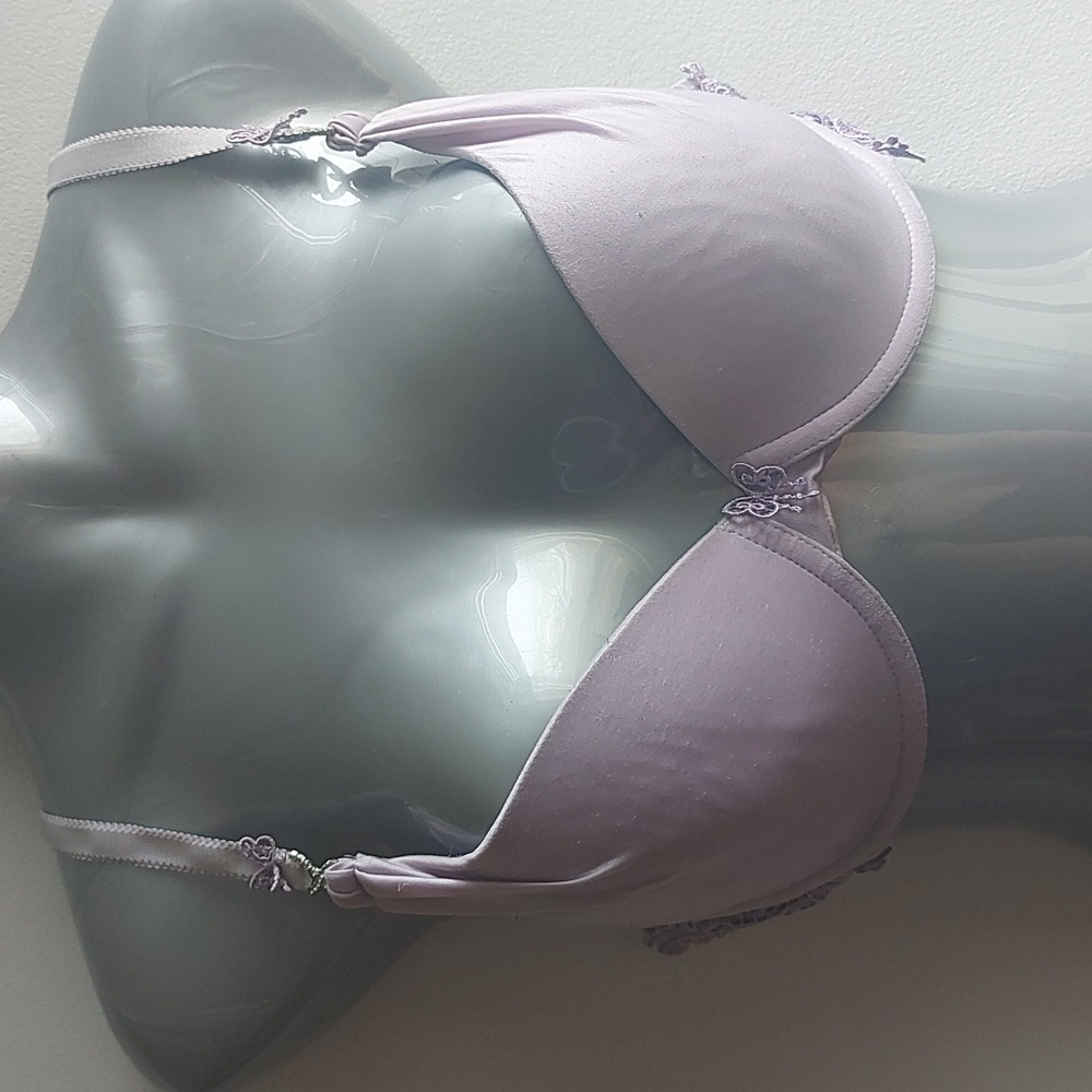 Pretty Lace Appliqué Bra